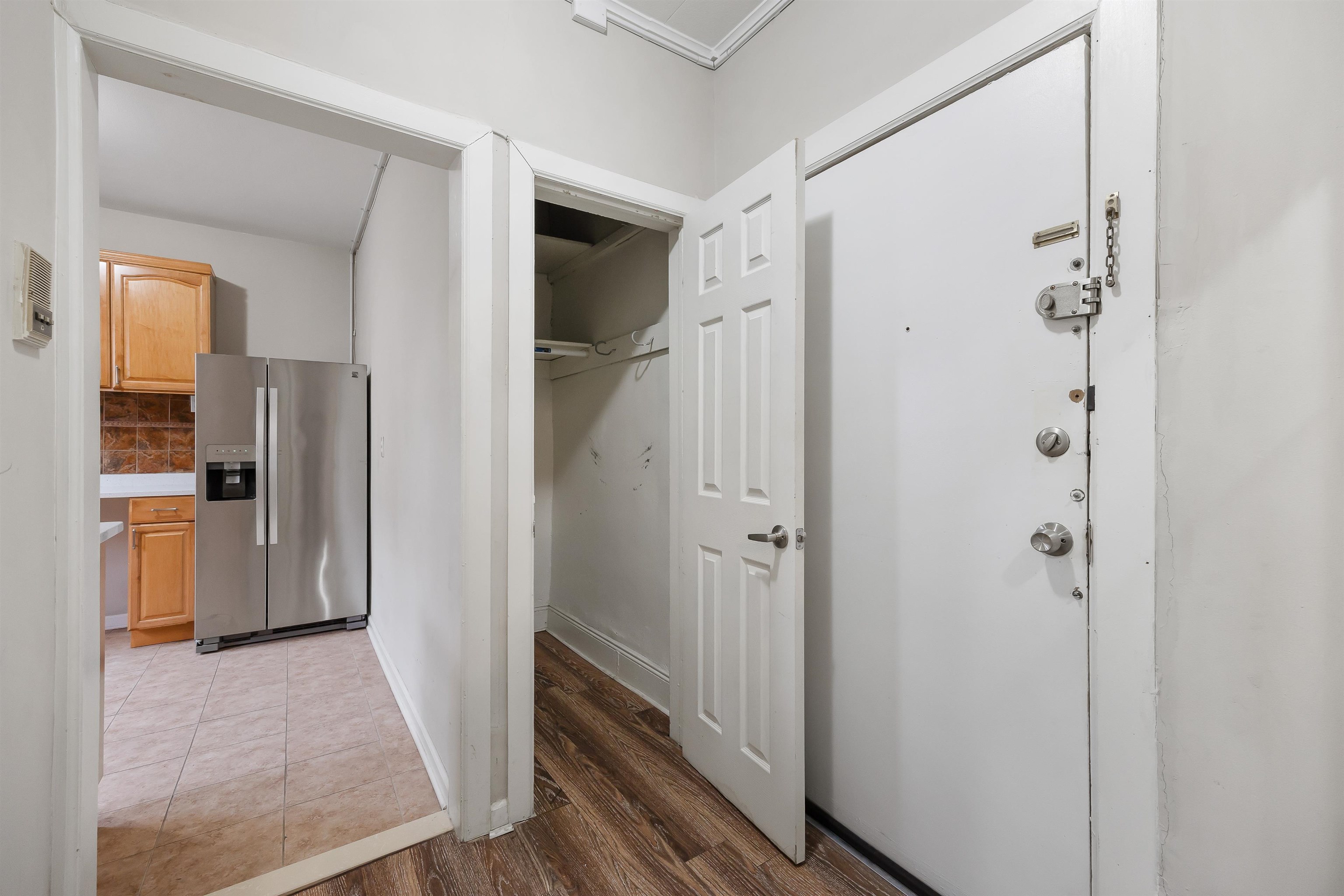 217 44th St #9, Union City, New Jersey image 2