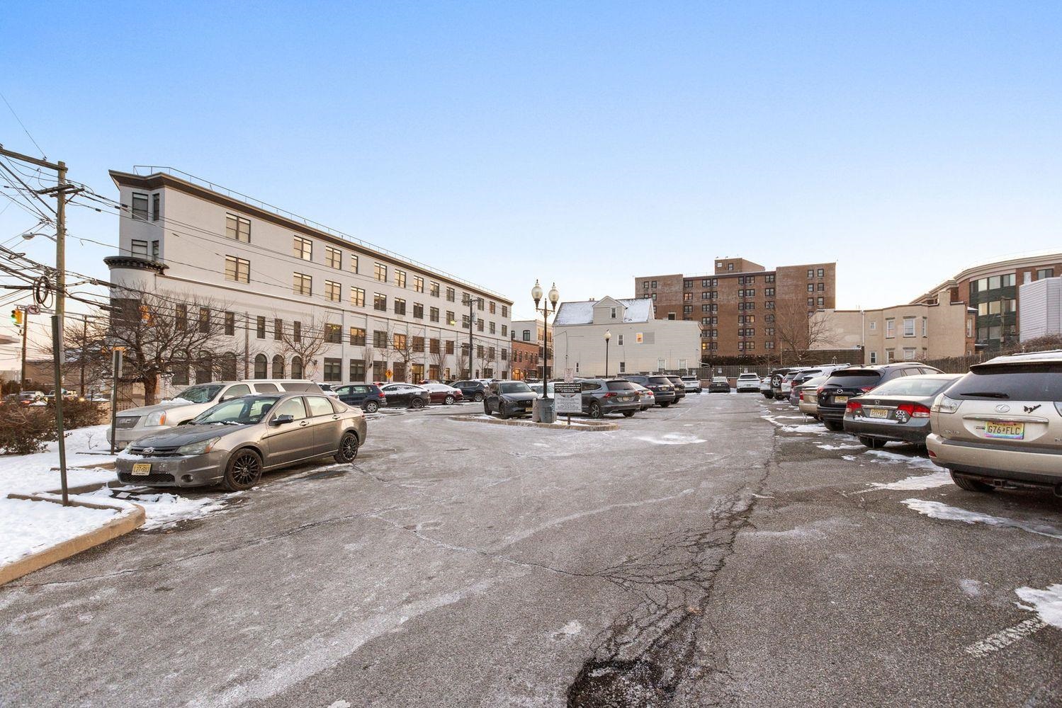 564 Gregory Ave #A6, Weehawken, New Jersey image 47
