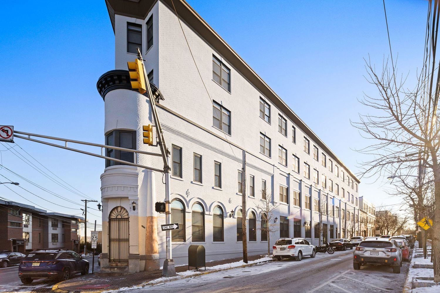 564 Gregory Ave #A6, Weehawken, New Jersey image 45