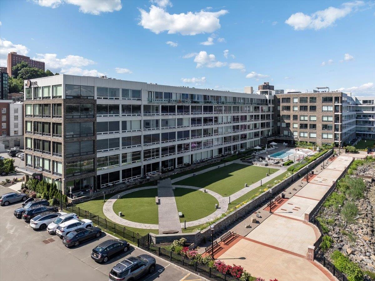 9 Somerset Lane #118, Edgewater, New Jersey image 49