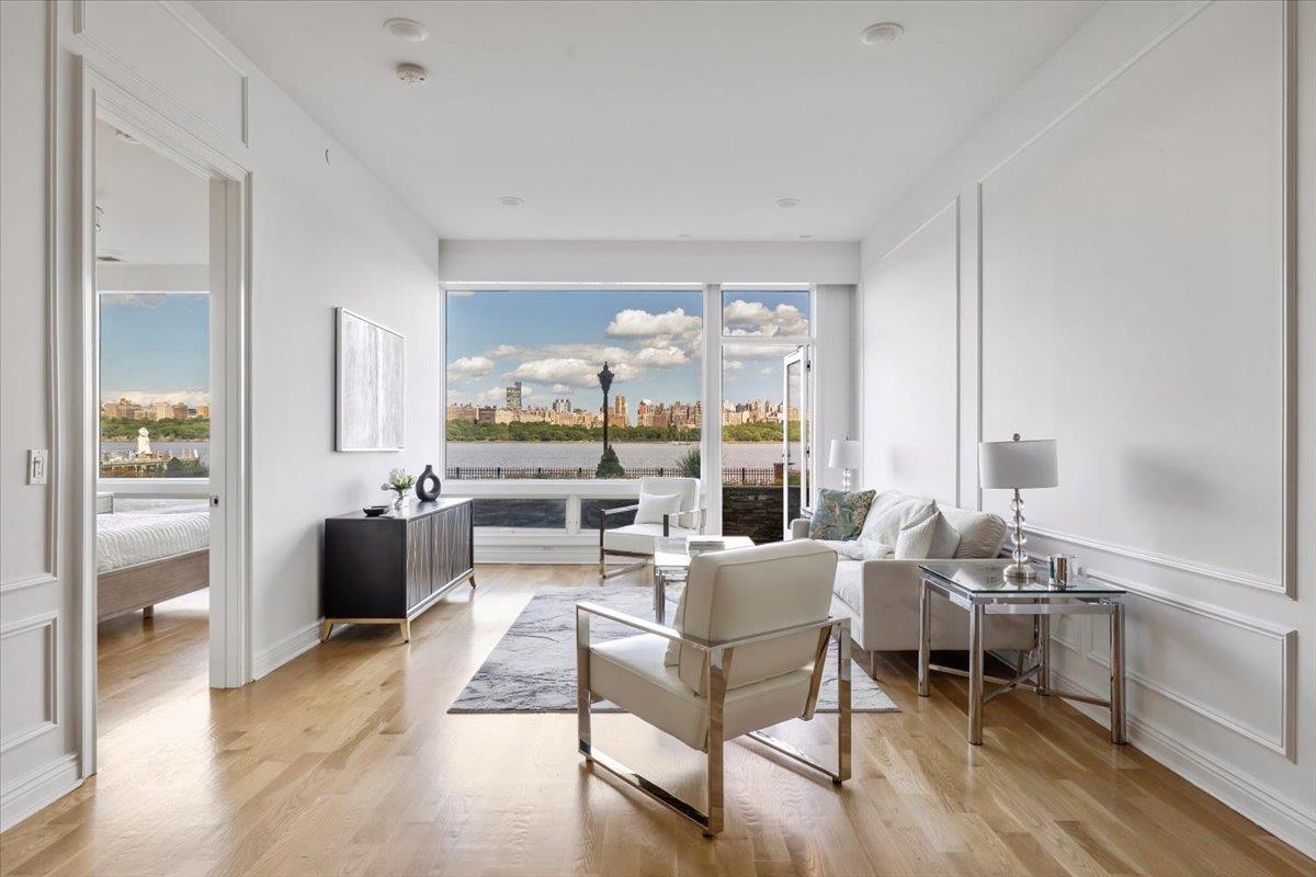 9 Somerset Lane #118, Edgewater, New Jersey image 3