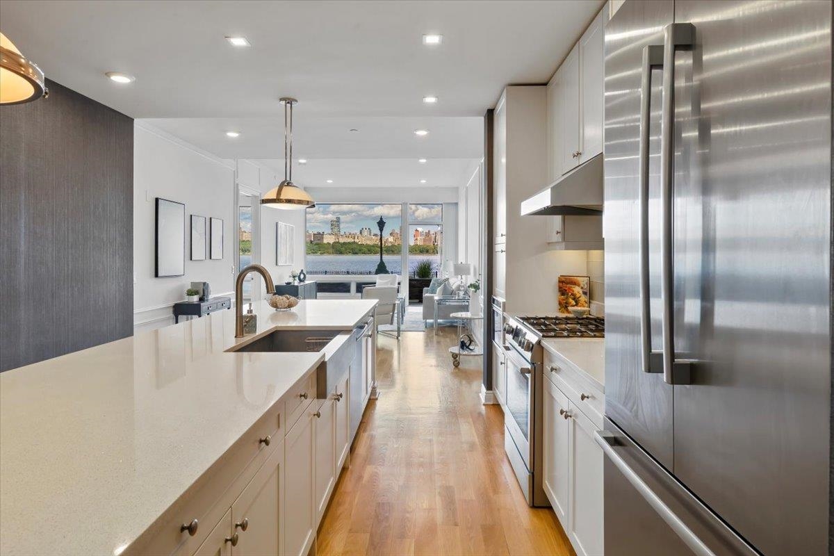 9 Somerset Lane #118, Edgewater, New Jersey image 16