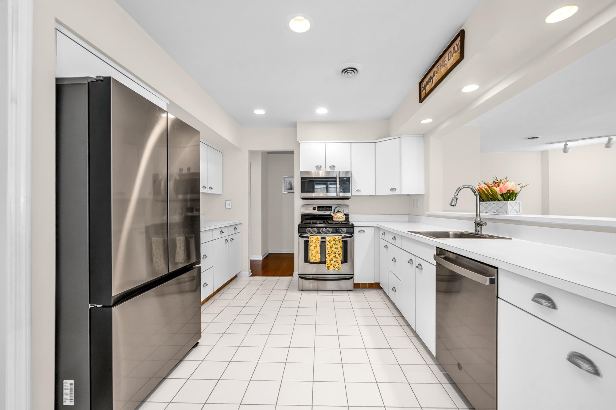 49 West Iris Circle, Glen Rock, New Jersey image 7