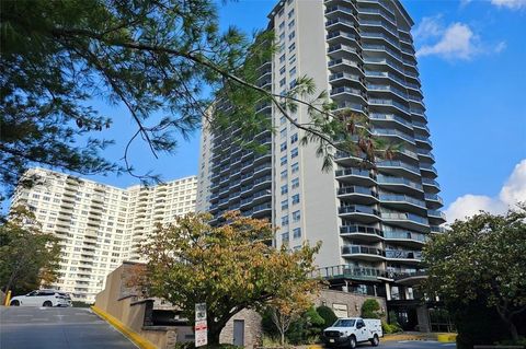 Homes For Sale - 2077 Center Ave #22H<br/> Bergen County, Fort Lee, NJ 07024