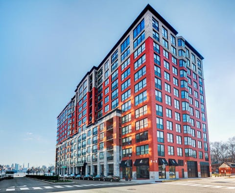 Featured picture for the property 240012021