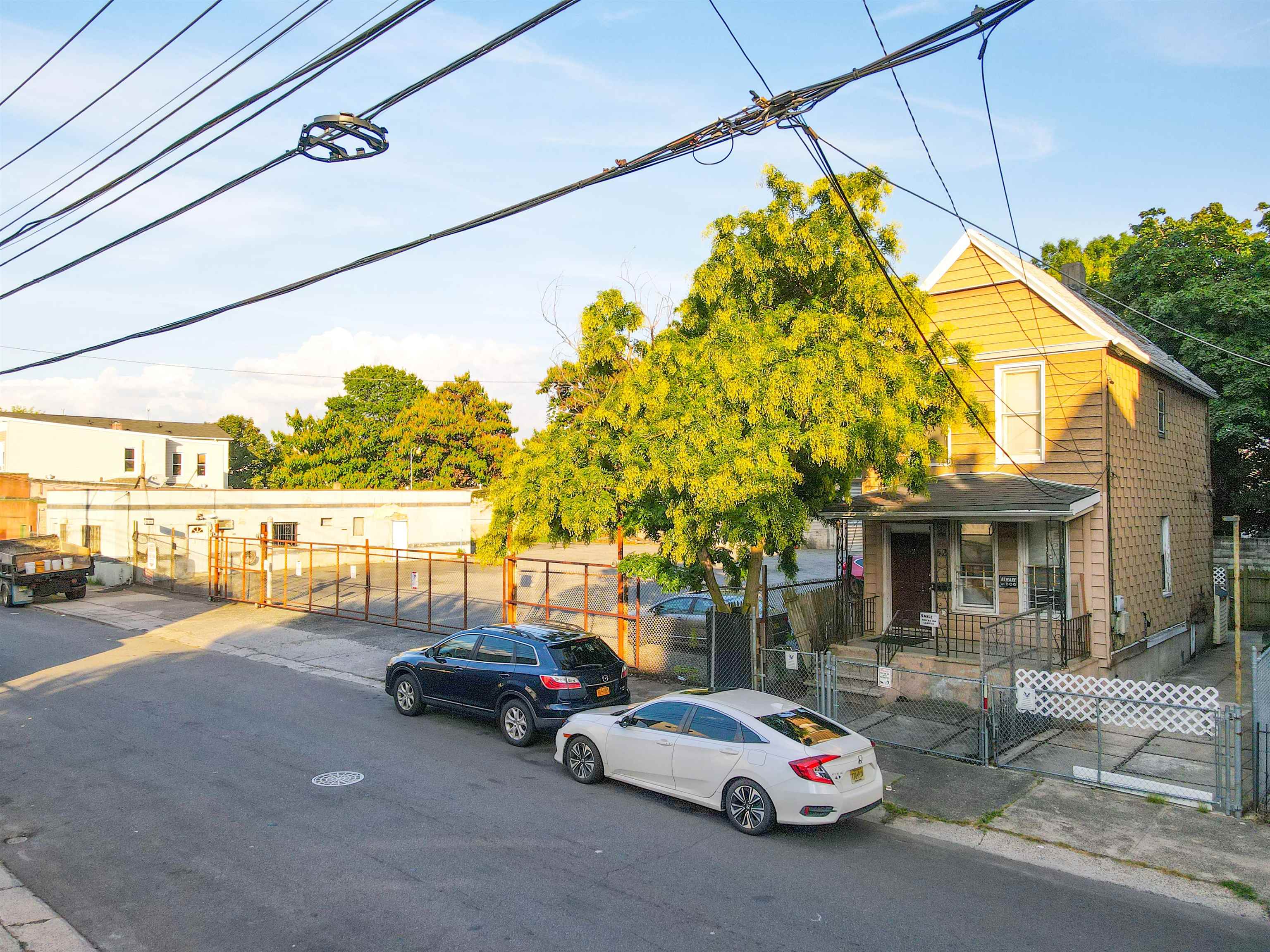 72-4 SACKETT ST