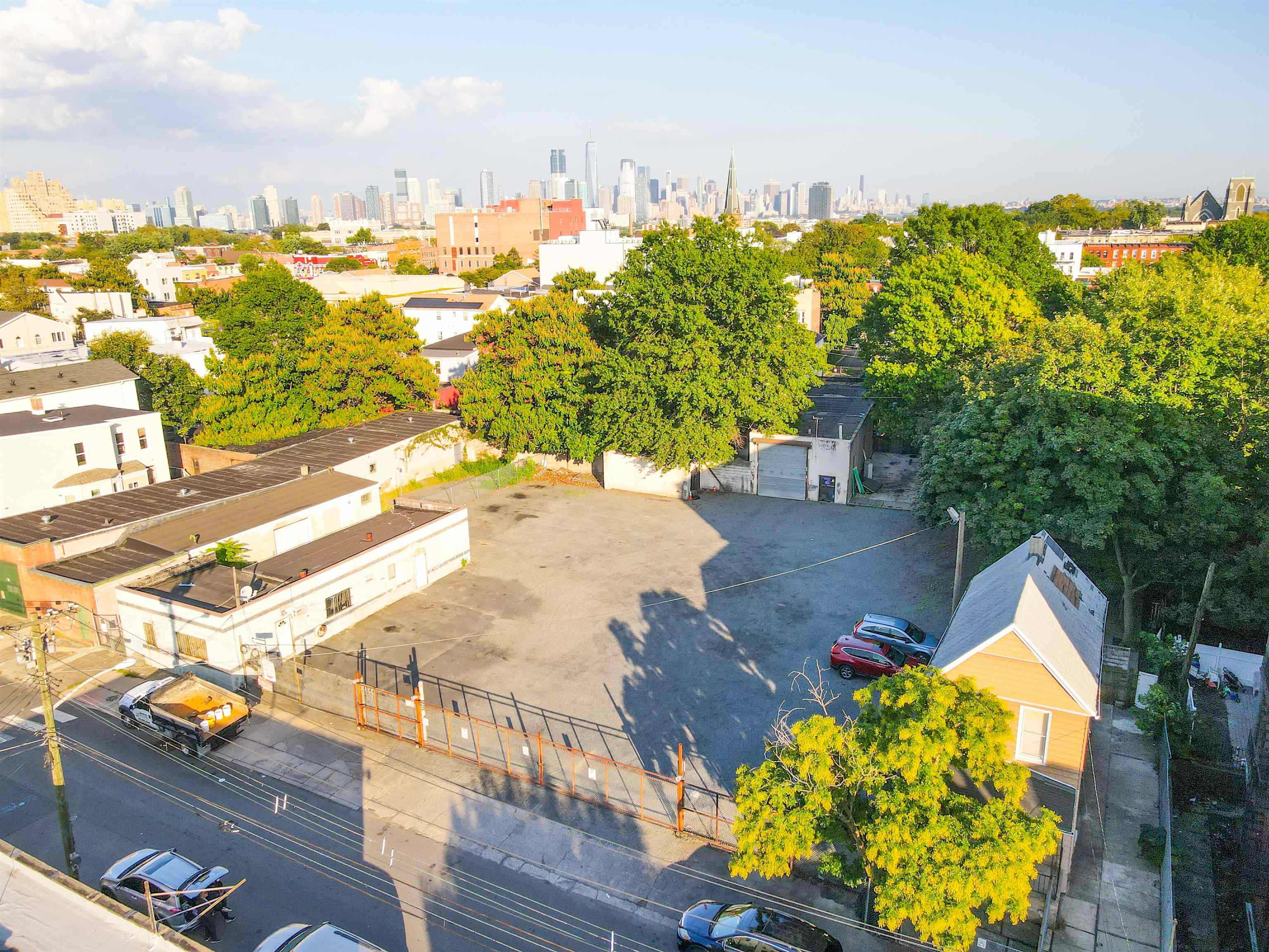 72-4 SACKETT ST