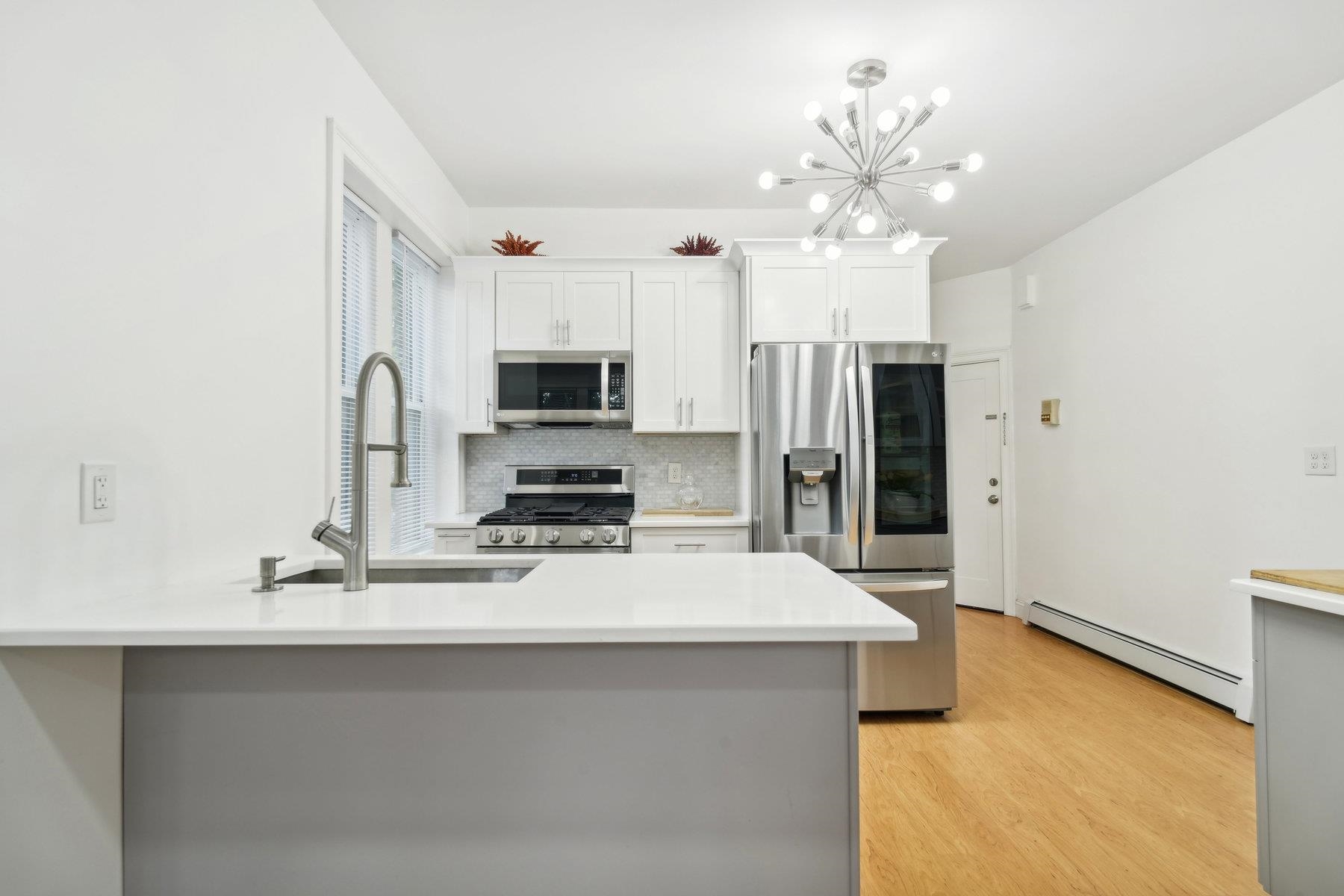 452 Avenue E #4, Bayonne, New Jersey image 3