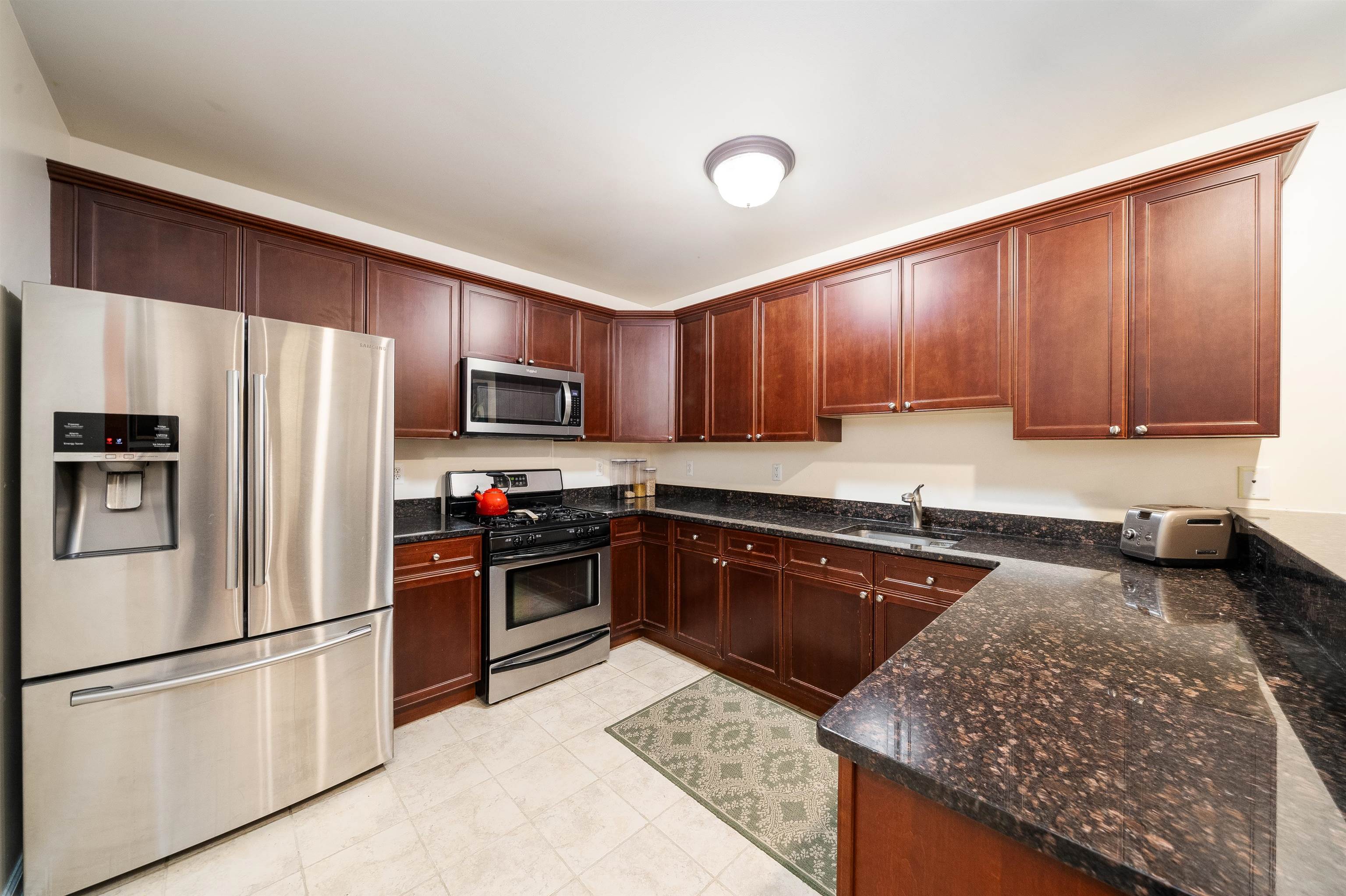 650 2nd St #3C, Hoboken, New Jersey image 4