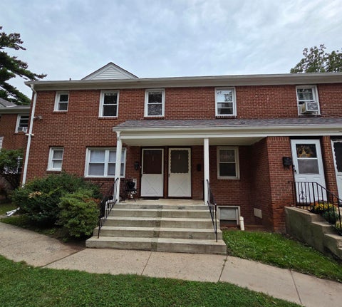 Photo for 140 VAN HOUTEN AVE 2B