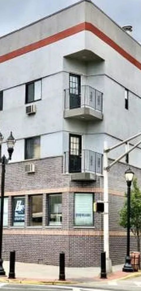 Condo For Sale - 404 New York Ave #201<br/> Union City, NJ 07087