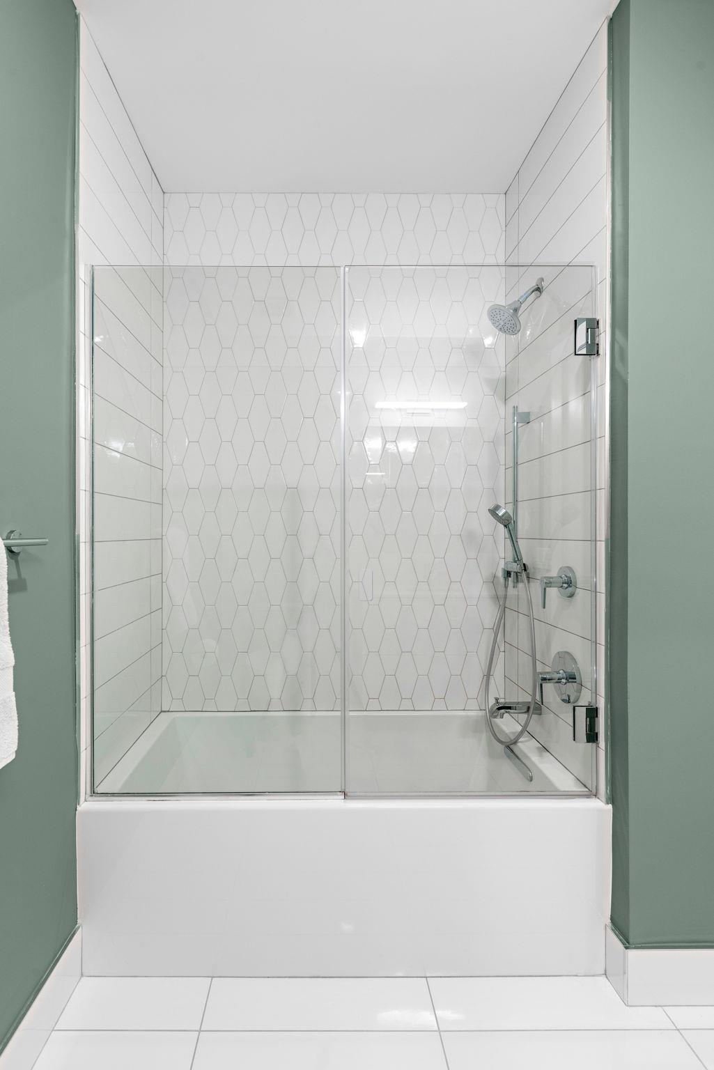 338 Newark Ave #602, Jersey City, New Jersey image 11