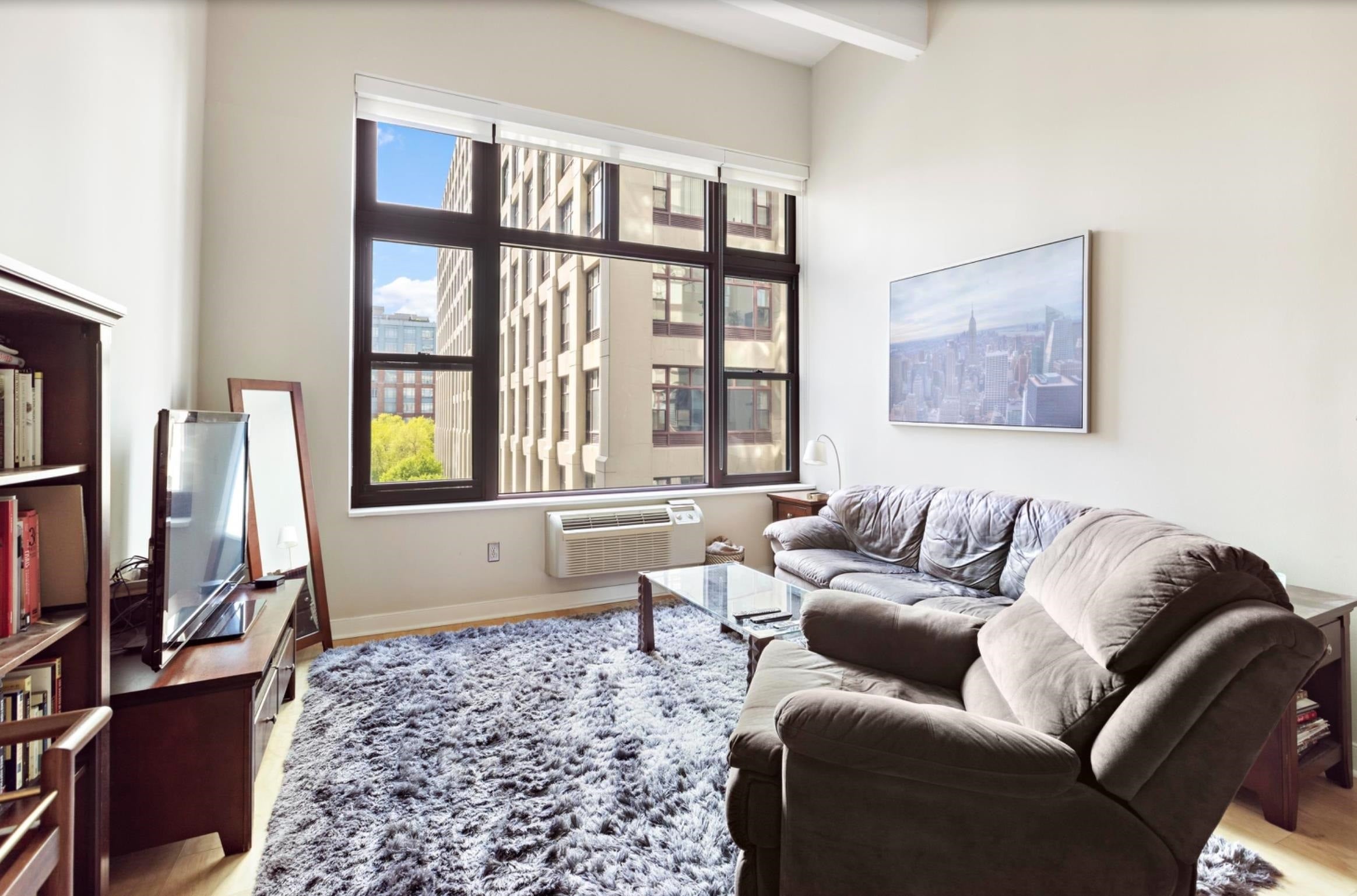 1500 HUDSON ST 4B