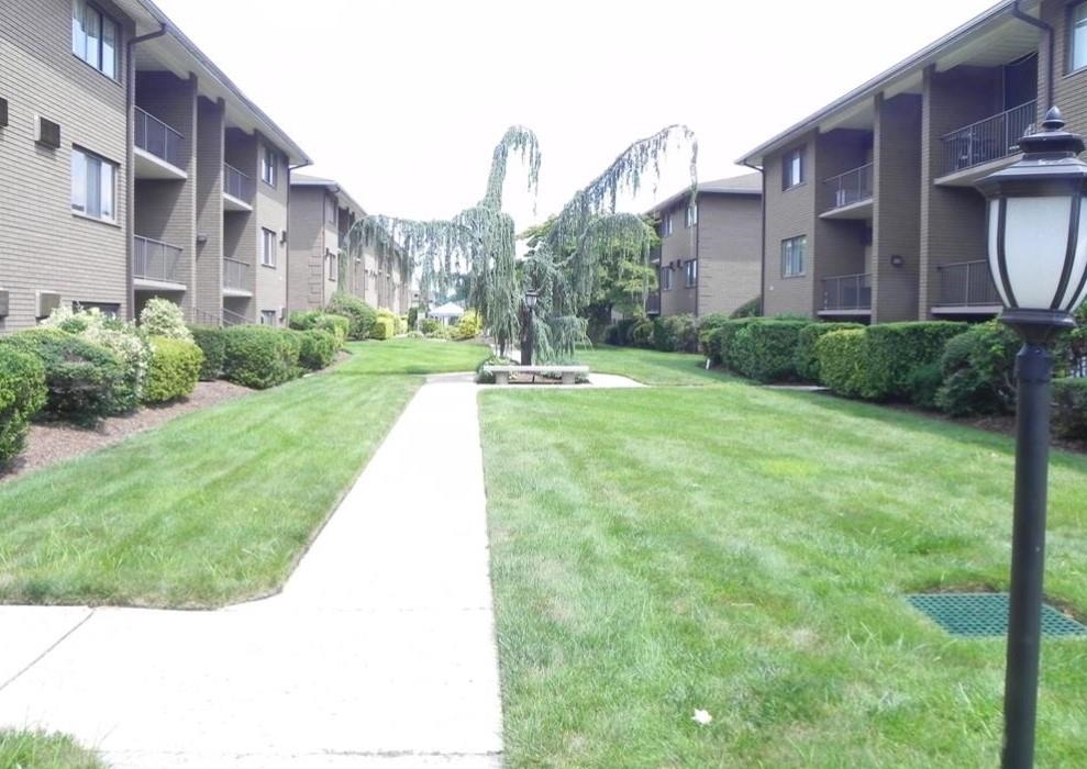 460 Liberty St #208, Little Ferry, New Jersey image 9