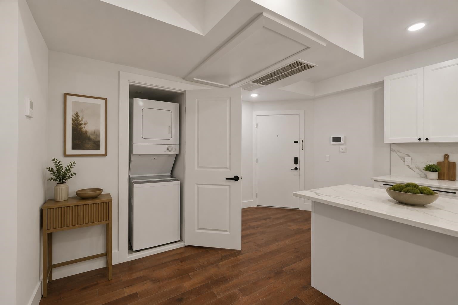 104 GLENWOOD AVE 205