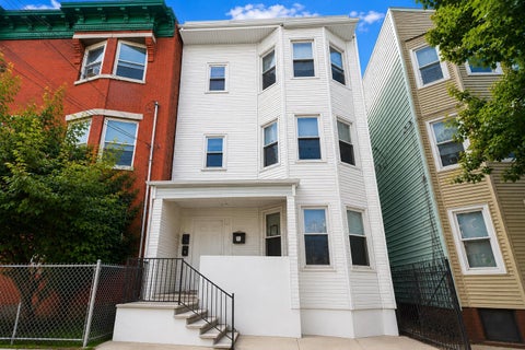 Homes For Rent - 52 3rd St #3<br/> Newark, NJ 07107