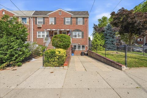 Homes For Sale - 631 Avenue A<br/> Bayonne, NJ 07002