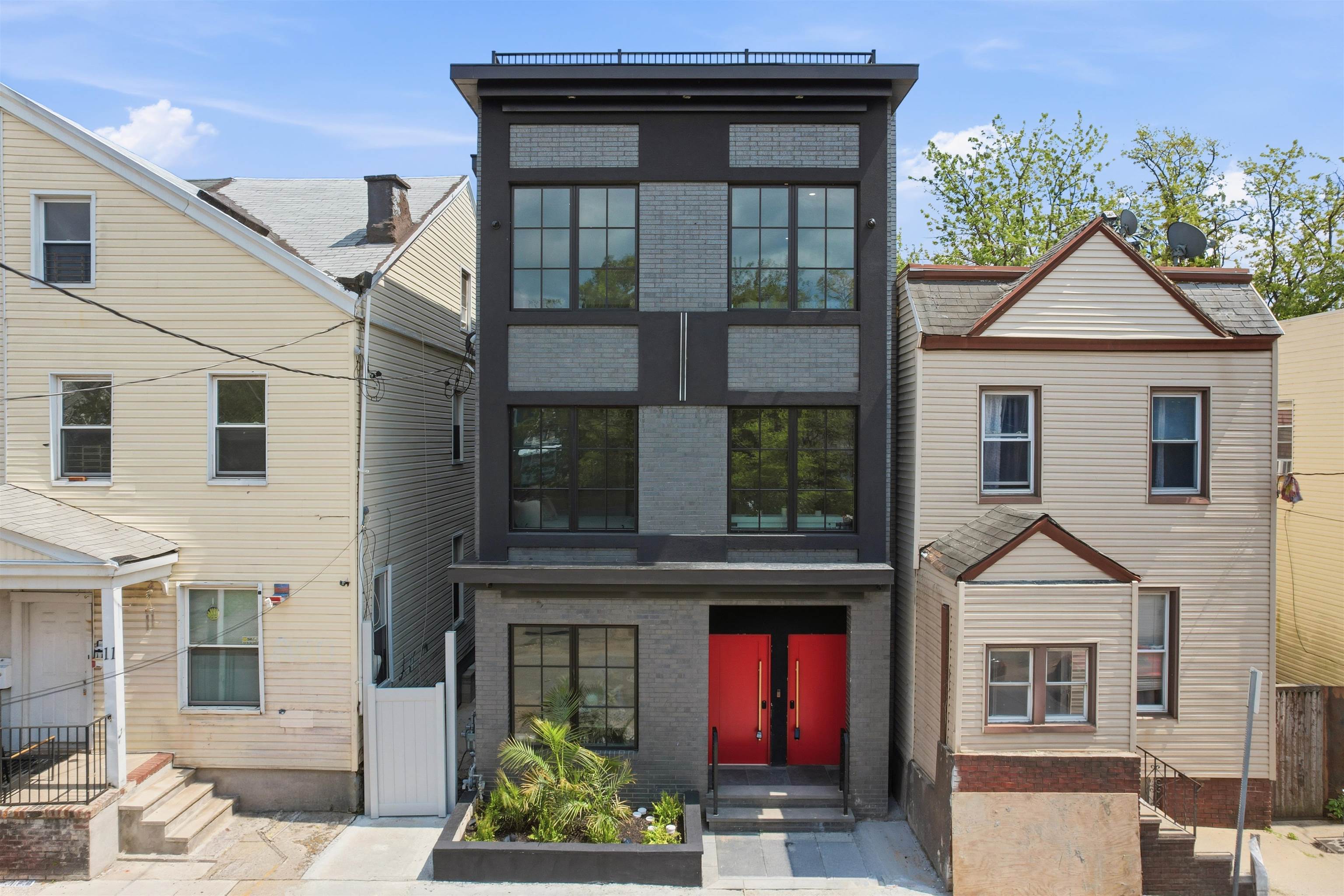 9 MINERVA ST 1