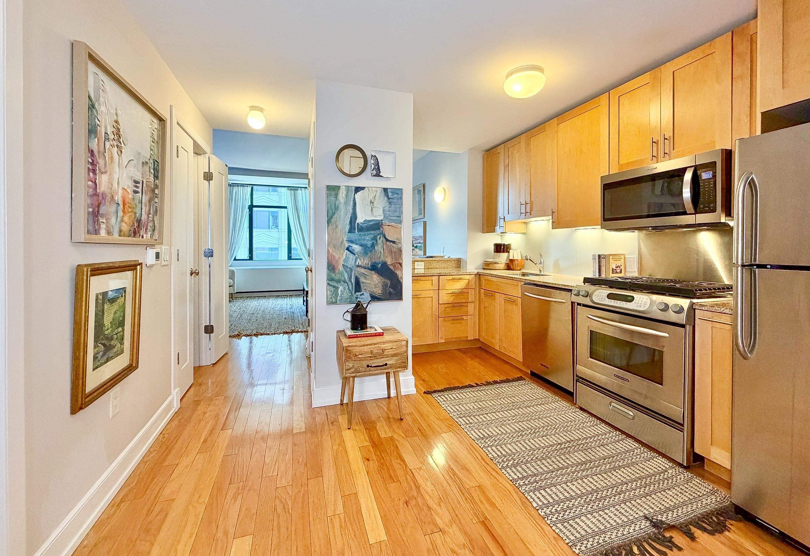 105 GREENE ST 703