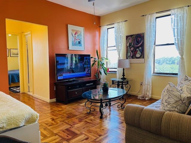9017 Bergenwood Ave #10, North Bergen, New Jersey image 4