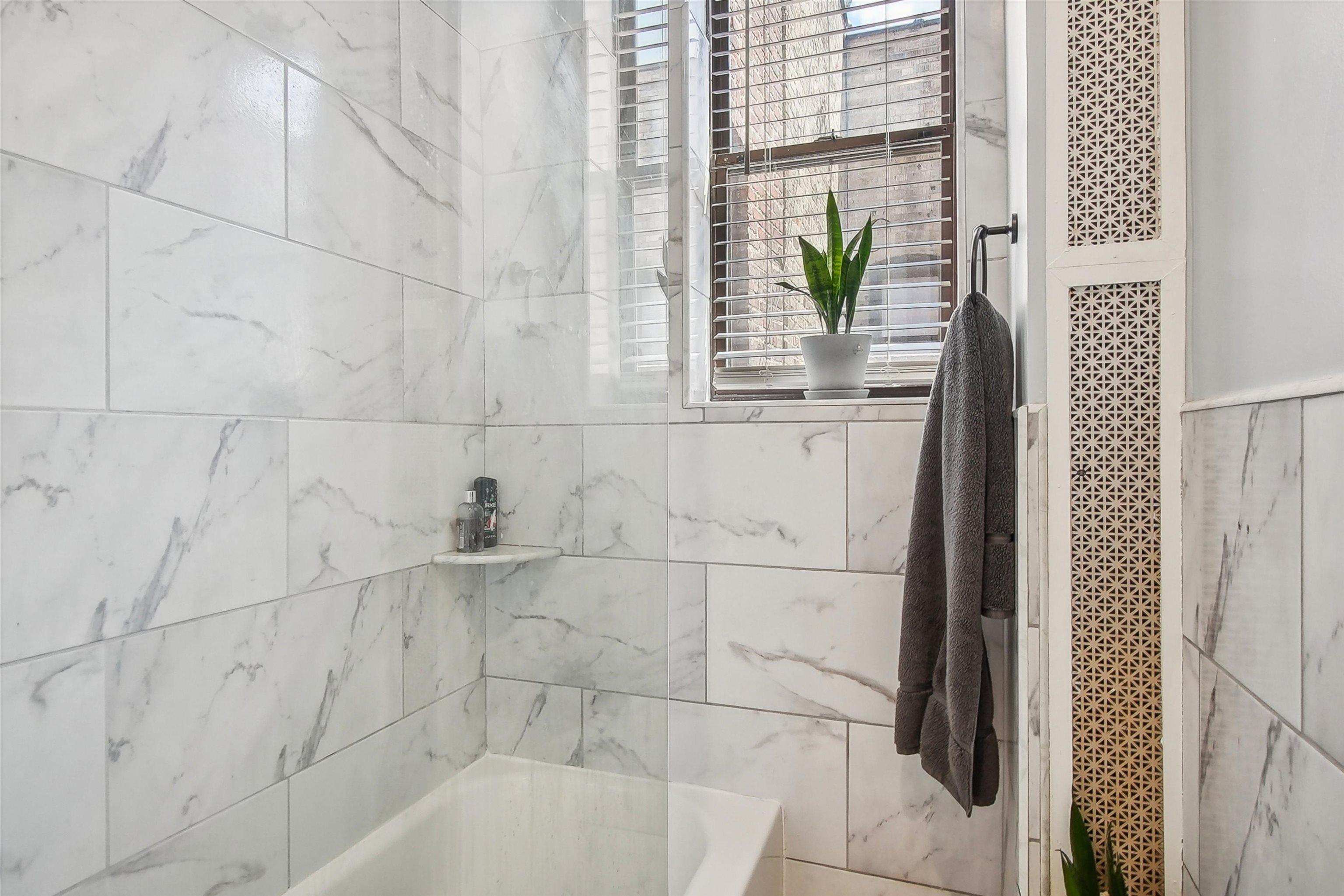 527 34th St #D1, Union City, New Jersey image 13