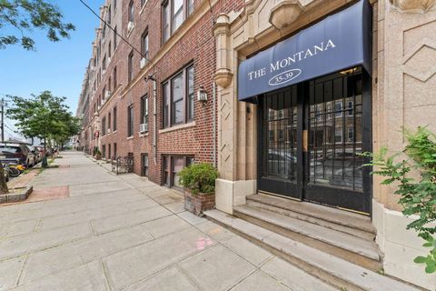 Condo For Sale - 35 51st St #A4<br/> Weehawken, NJ 07086