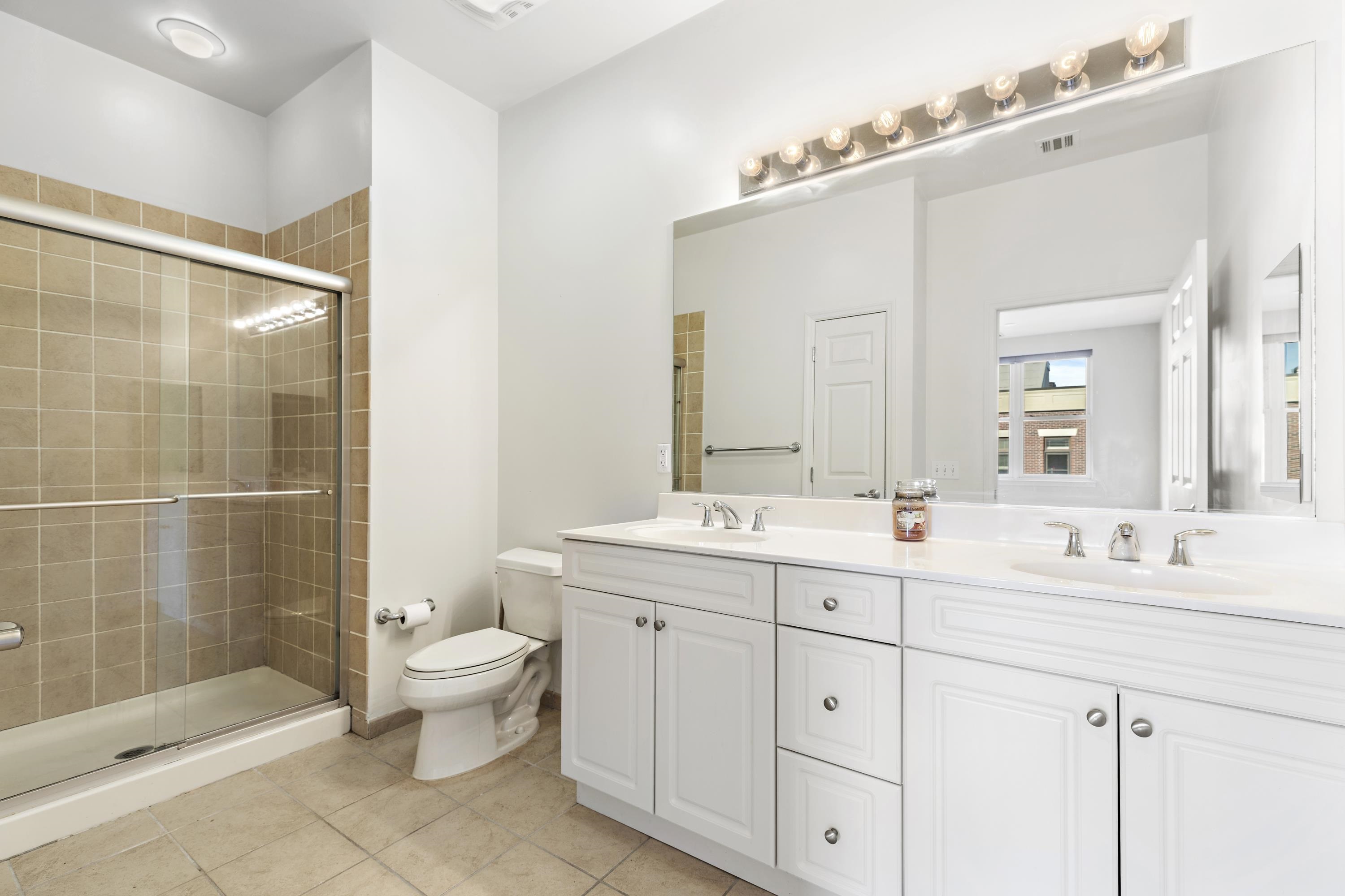 1200 Grand St #616, Hoboken, New Jersey image 9