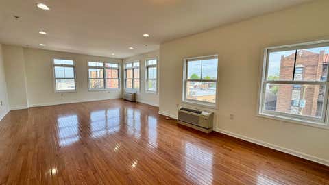 Condo For Rent - 9252 Kennedy Blvd #406<br/> North Bergen, NJ 07047