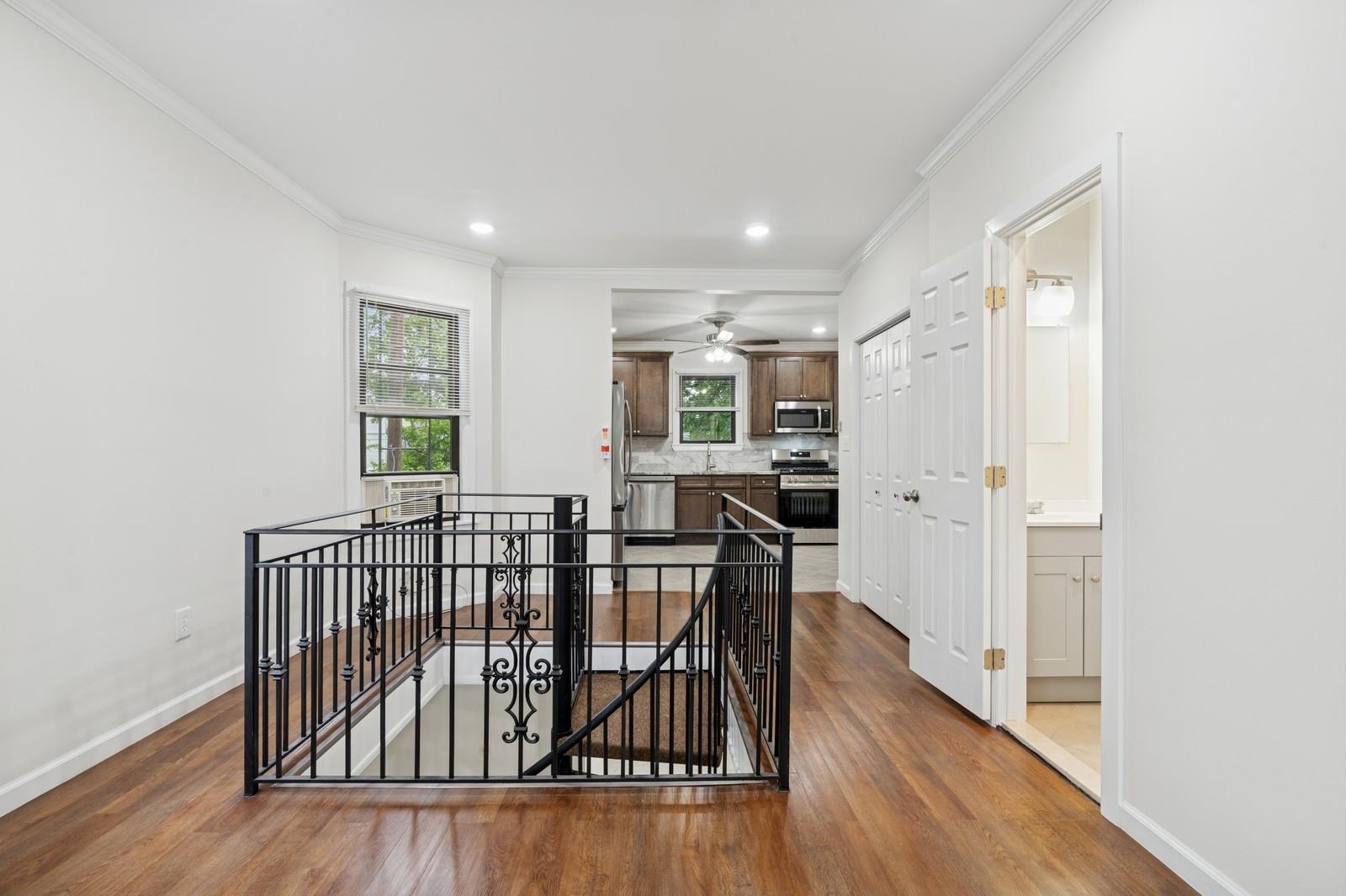 Jersey City, Bergen-Lafayett, New Jersey 07304, United States, ,Residential,Active,154497