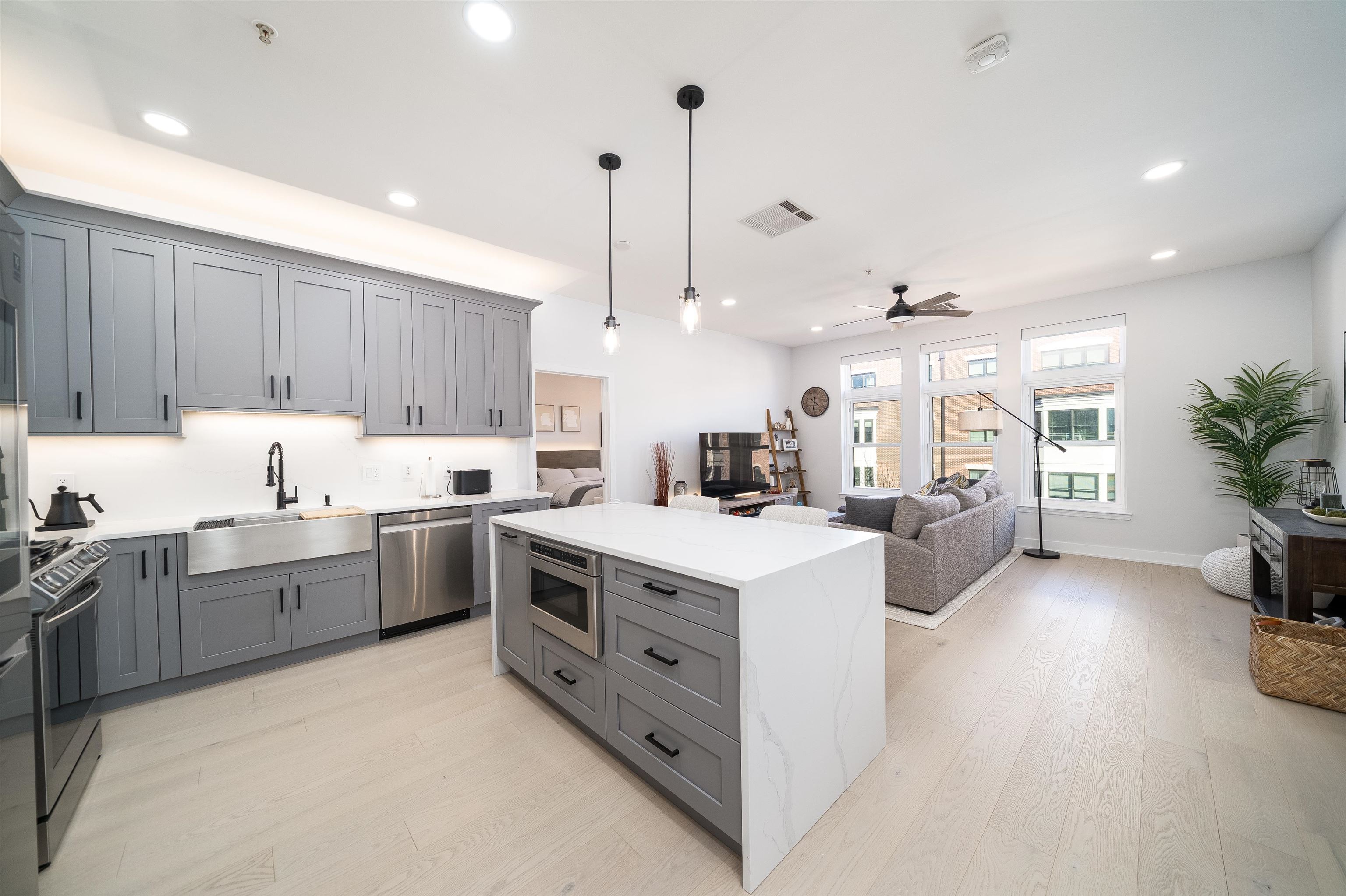 1200 Grand St #526, Hoboken, New Jersey image 1