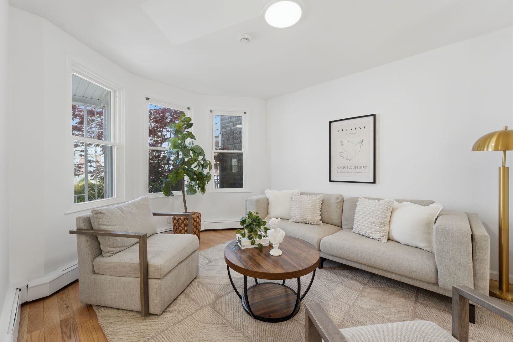 138 LEXINGTON AVE