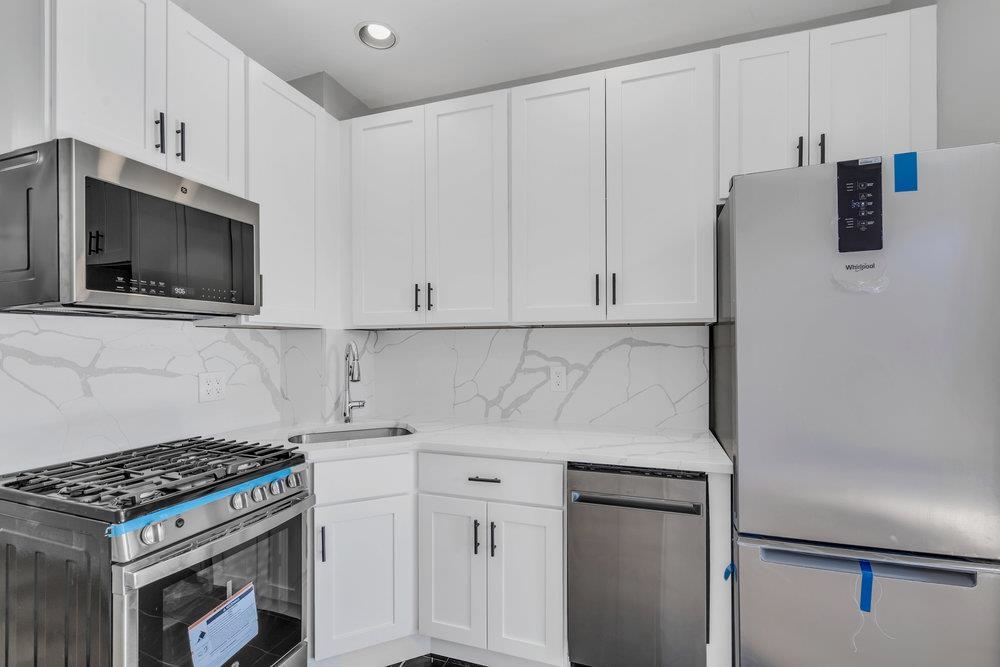 222 Madison Ave #3R, Hoboken, New Jersey image 4