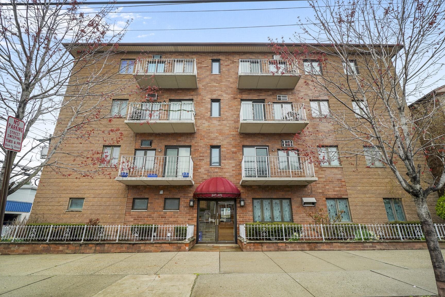 647 Kennedy Blvd #107, Bayonne, New Jersey image 1