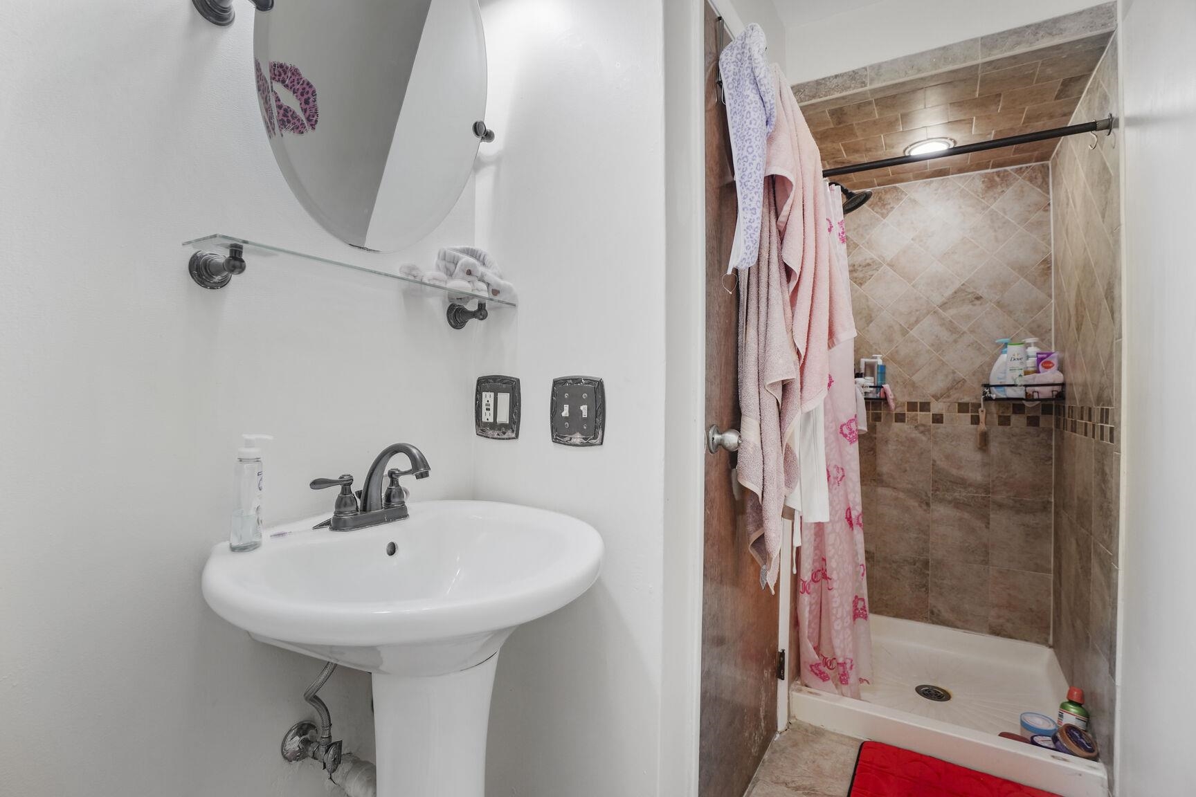 647 Kennedy Blvd #107, Bayonne, New Jersey image 13