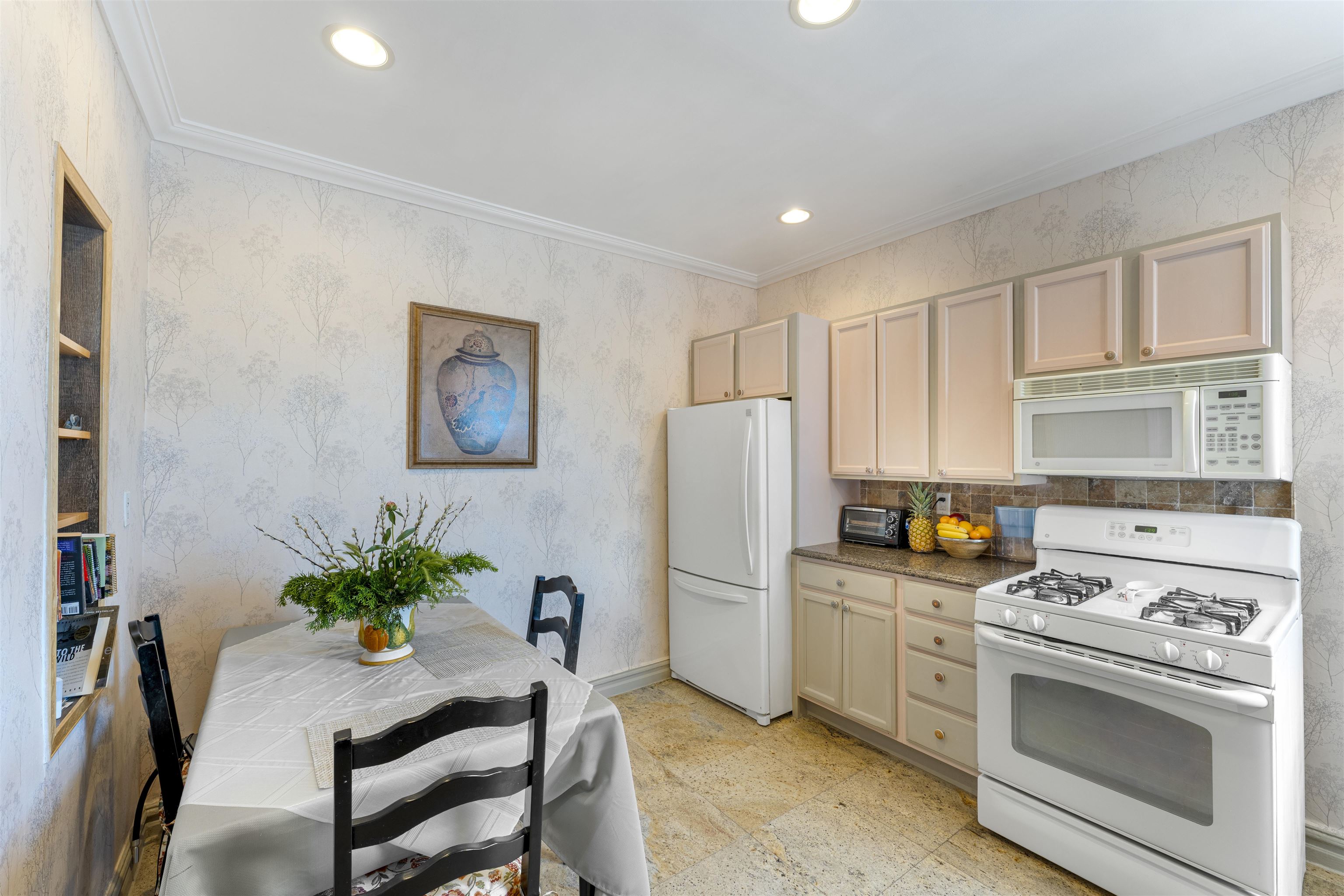 8508 Kennedy Blvd #B2, North Bergen, New Jersey image 11