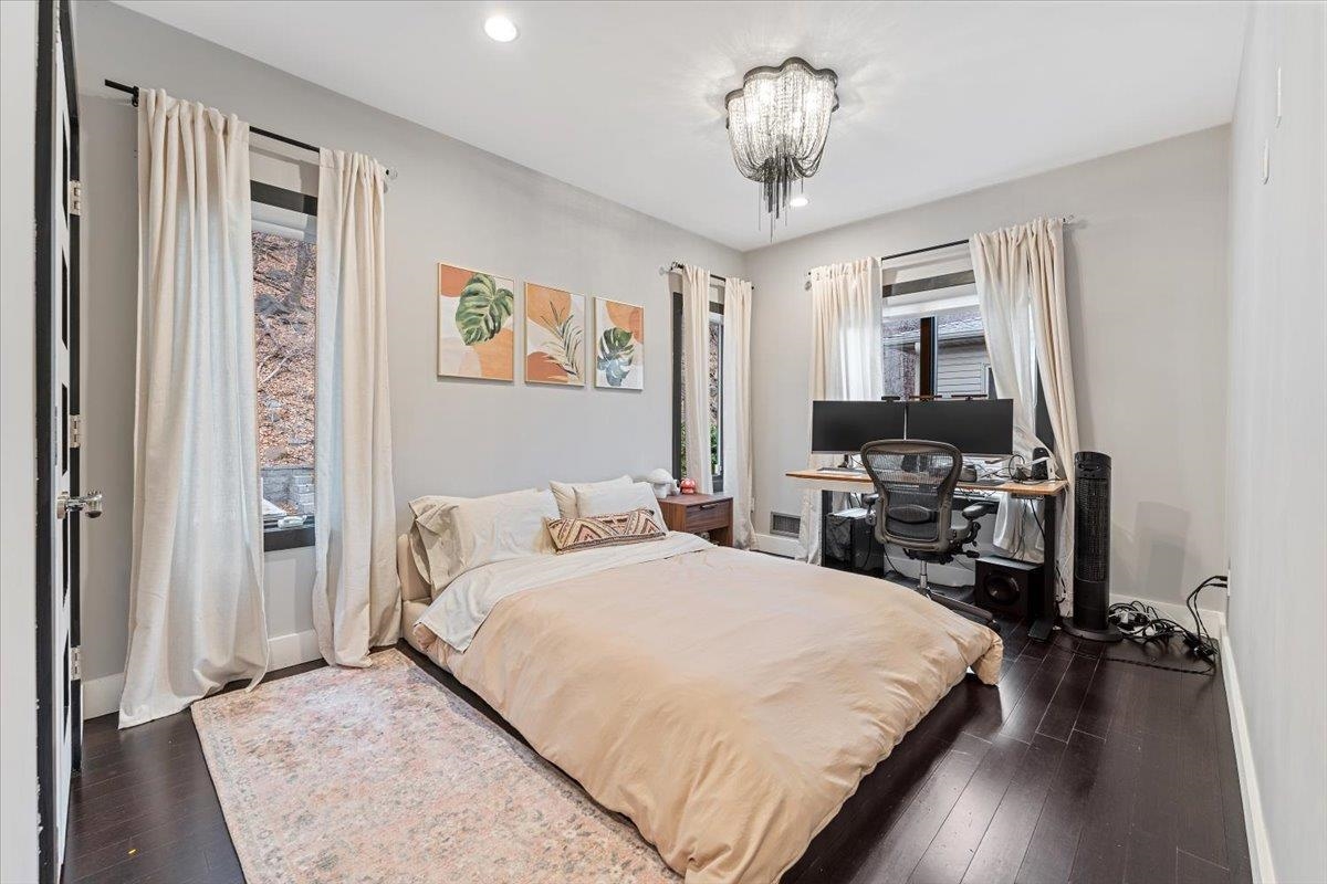 760 Undercliff Ave, Edgewater, New Jersey image 28