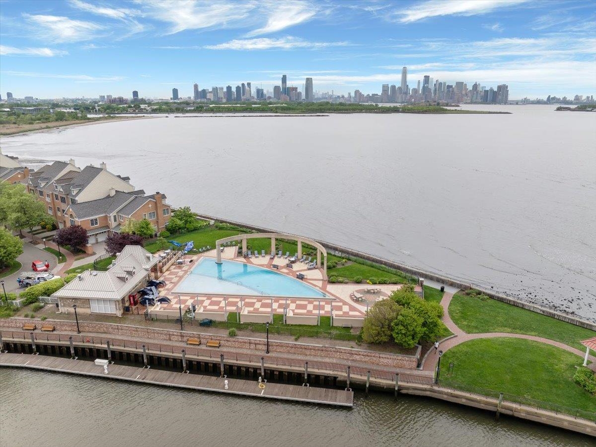 208 Shearwater Ct West Ct #15, Jersey City, New Jersey image 40