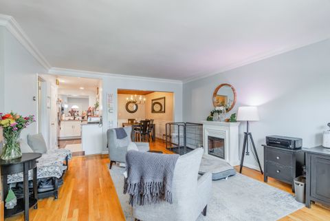 188 West 26th St, Bayonne, NJ 07002 - MLS#: 250007407