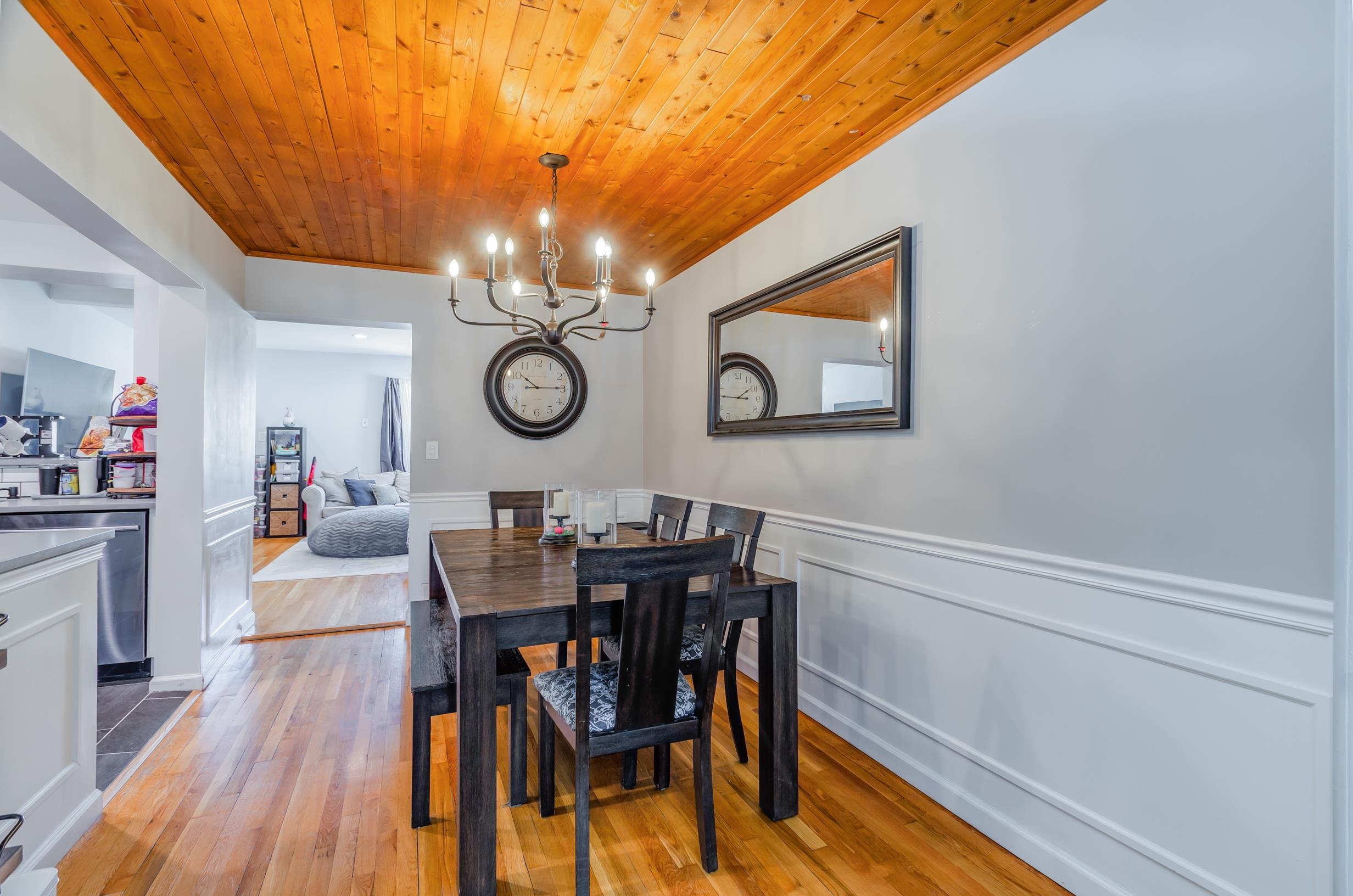 188 West 26th St, Bayonne, New Jersey image 3