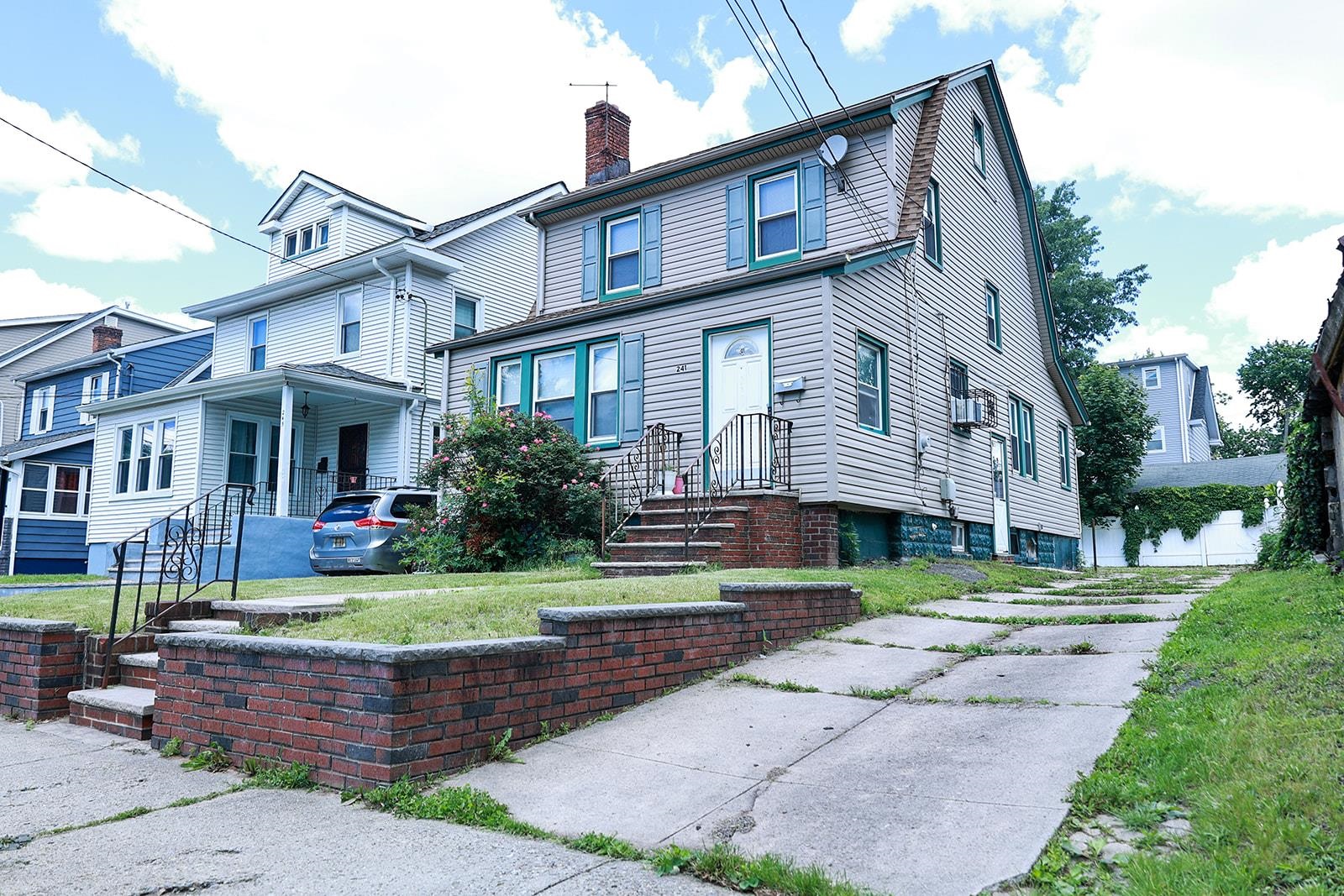 241 Pomona Ave, Newark, New Jersey image 1