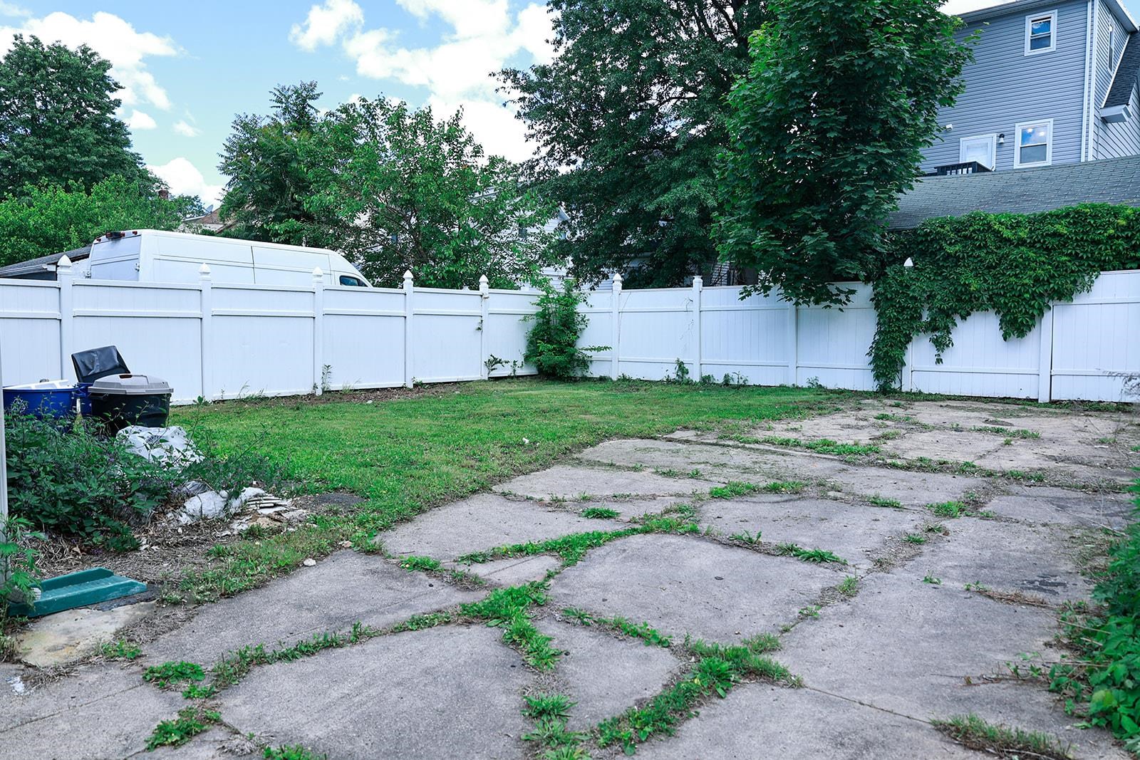241 Pomona Ave, Newark, New Jersey image 2