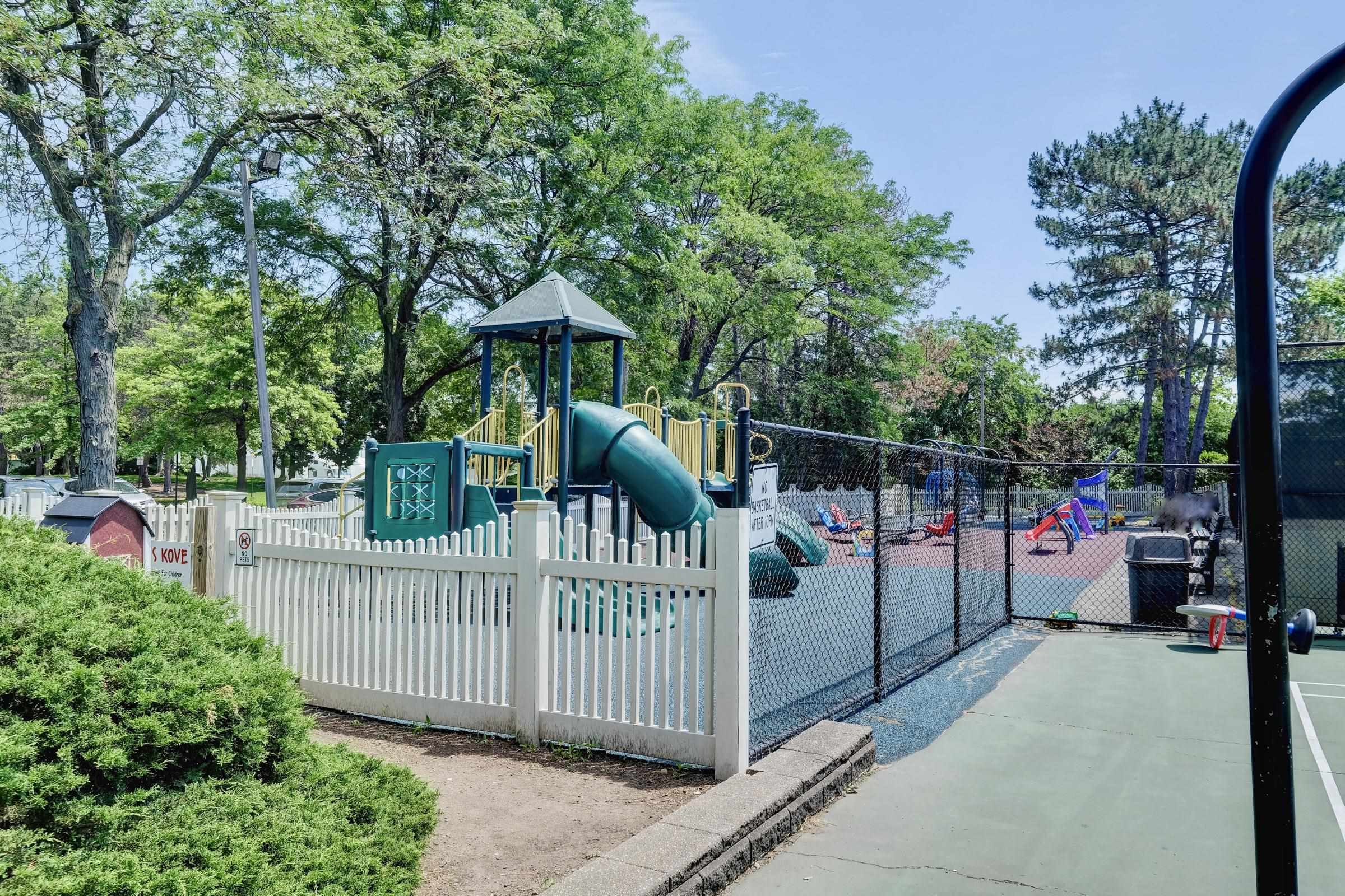 292 Sunset Key #292, Secaucus, New Jersey image 28