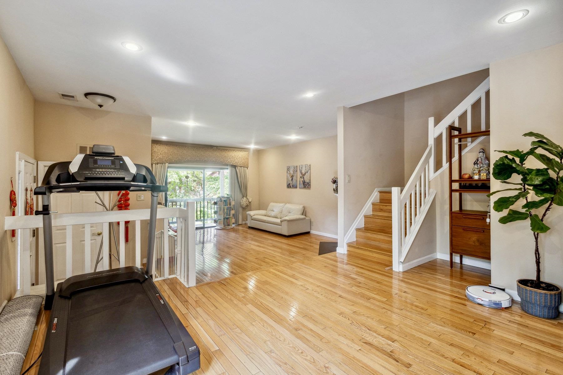 292 Sunset Key #292, Secaucus, New Jersey image 5