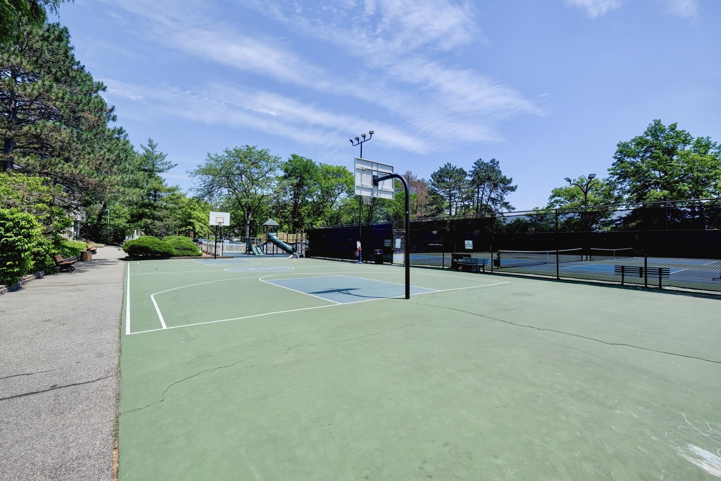 292 Sunset Key #292, Secaucus, New Jersey image 24