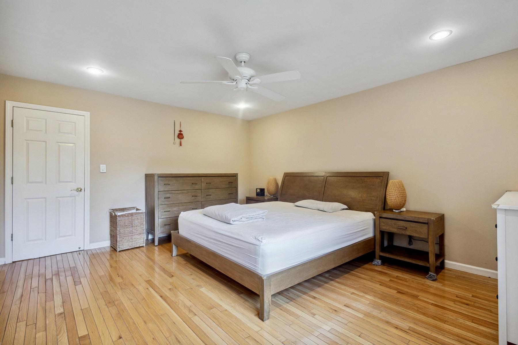 292 Sunset Key #292, Secaucus, New Jersey image 7