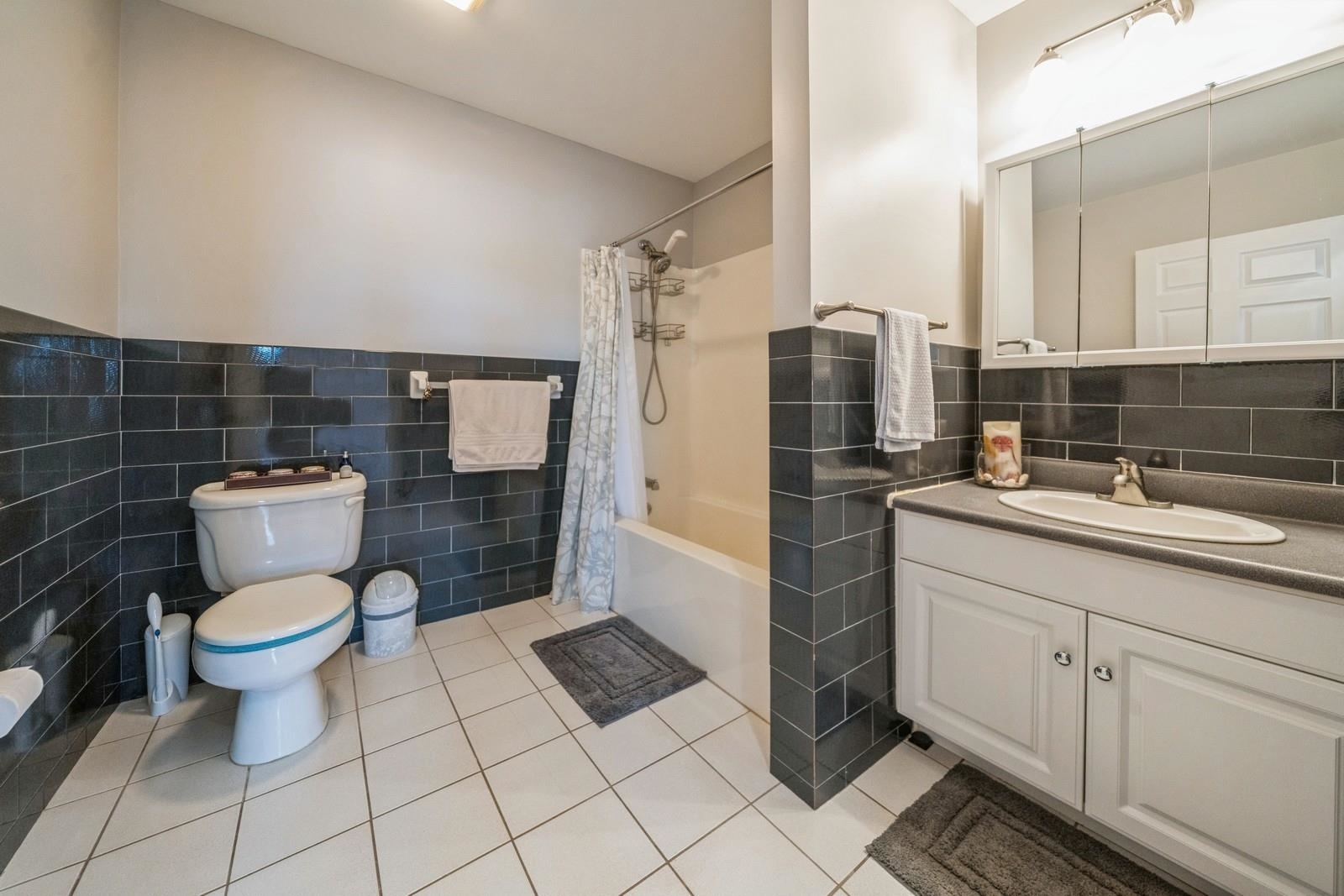 8915 Bergenwood Ave #48, North Bergen, New Jersey image 18