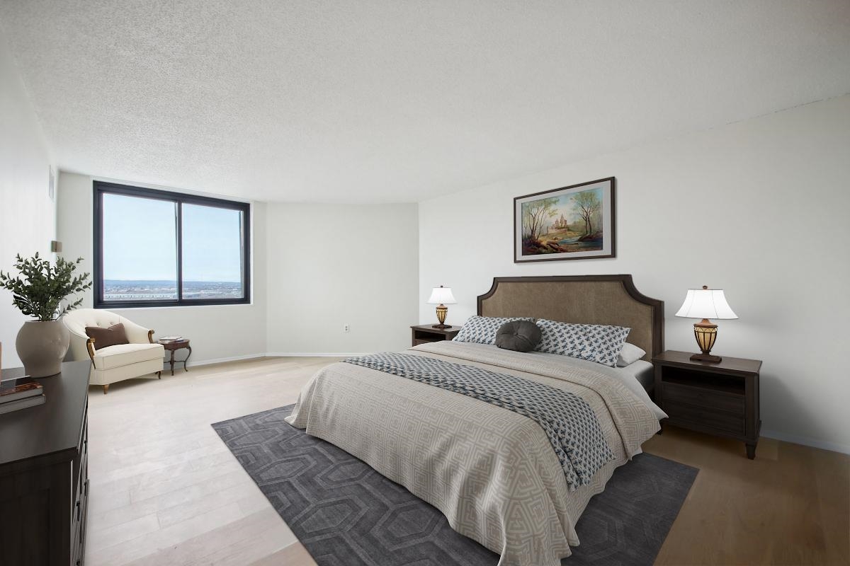 2138 Harmon Cove Tower #2138, Secaucus, New Jersey image 5