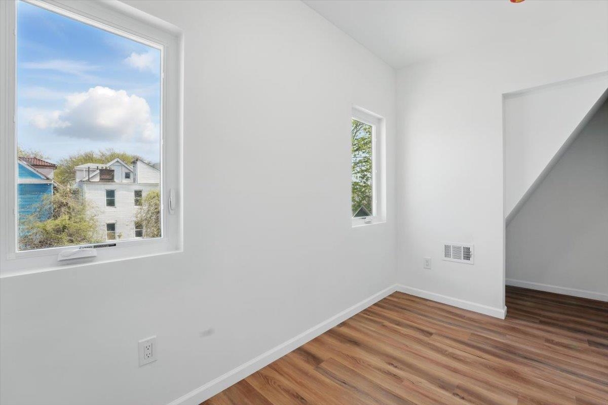 84 Chelsea Ave, Newark, New Jersey image 27