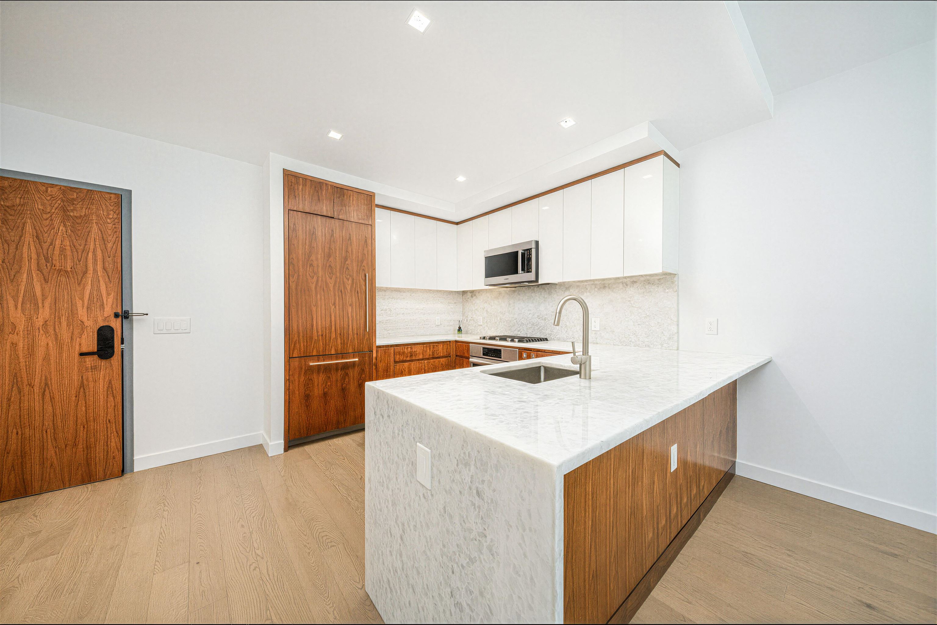 75 PARK LANE SOUTH 508