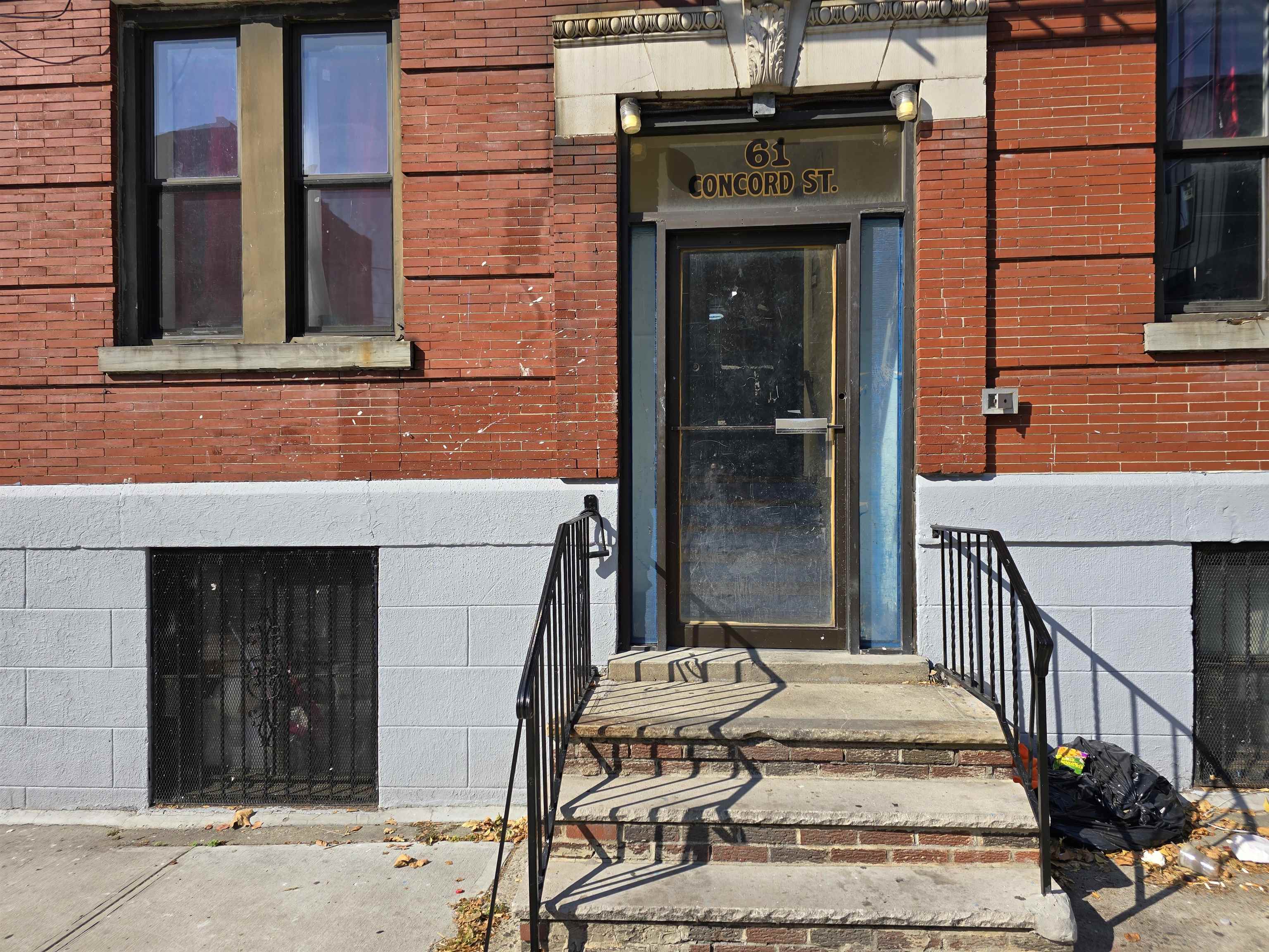 61 CONCORD ST